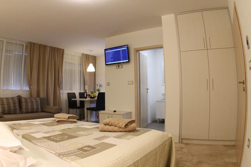 Studio Apartments Mirakul Сплит Номер фото
