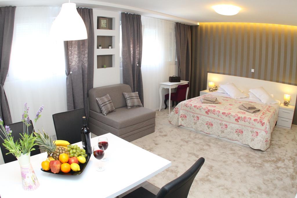 Studio Apartments Mirakul Сплит Номер фото