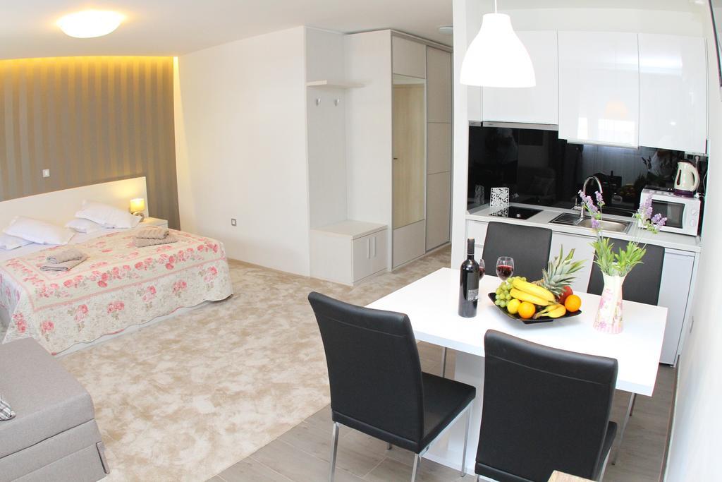 Studio Apartments Mirakul Сплит Номер фото